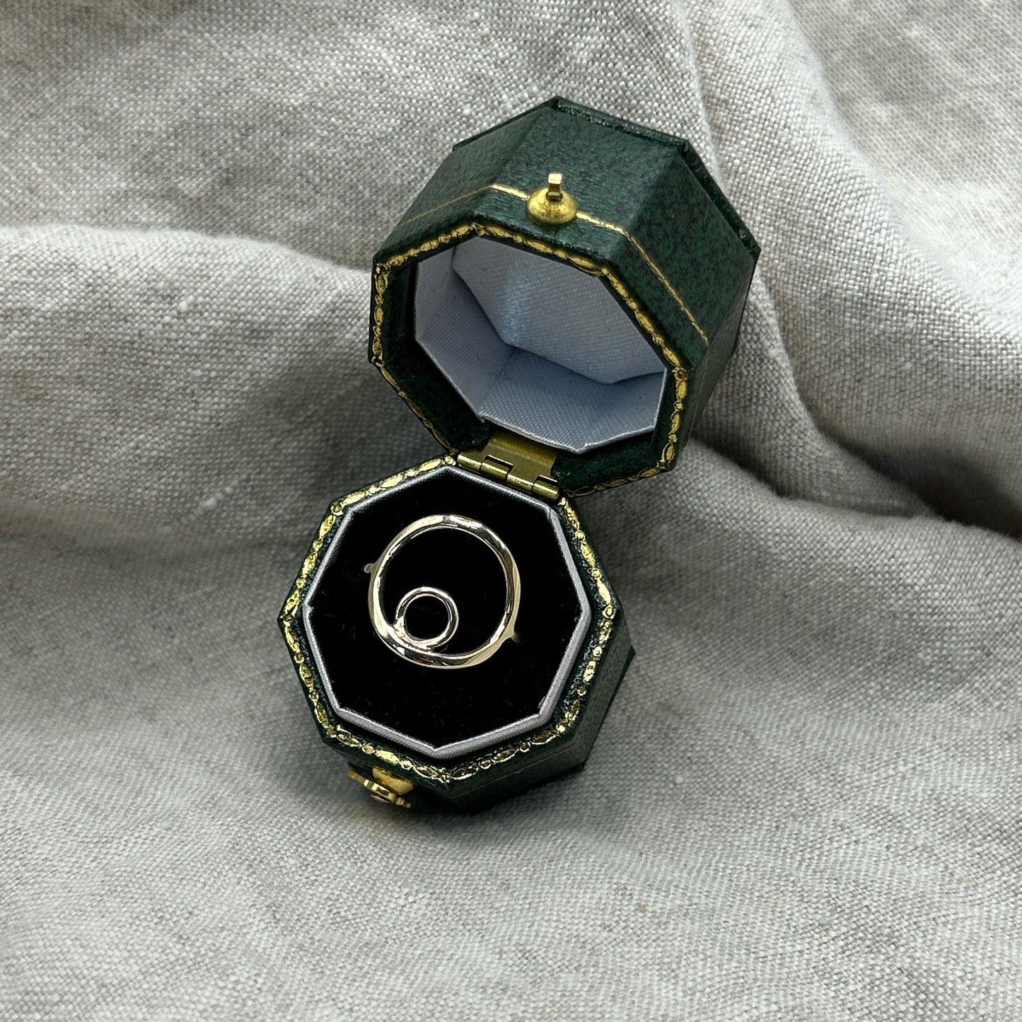 Orb Ring - Yellow Gold