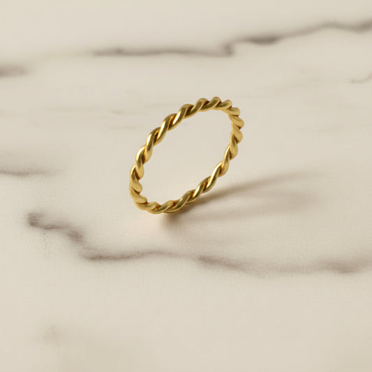 Twist Band - Yellow Gold