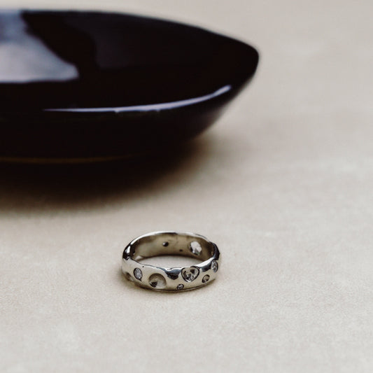 Lunar Band