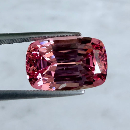 6.83ct Lab Padparadscha Sapphire