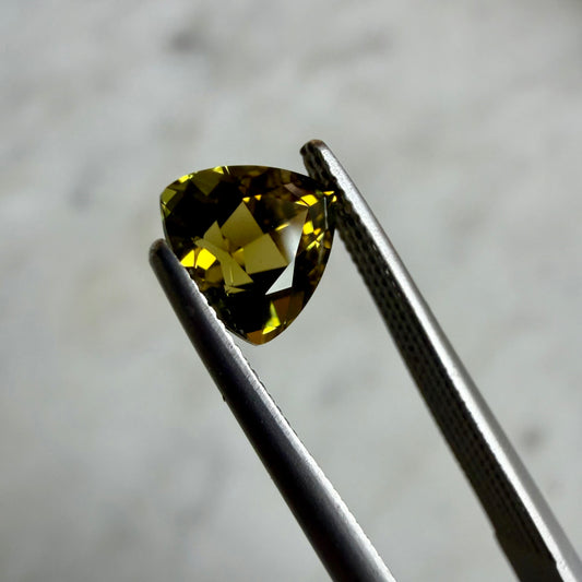 0.85ct Color Change Tourmaline