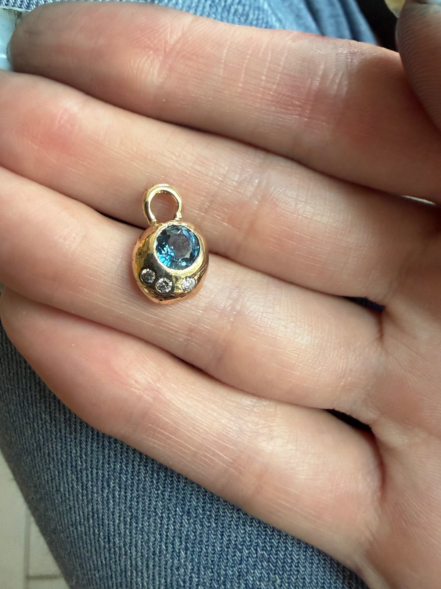 Cycle Pendant 1