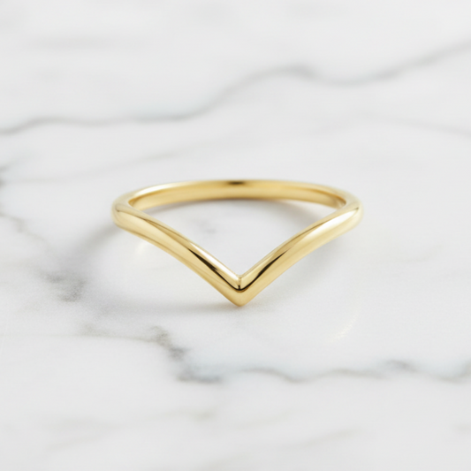 14K V-Shaped Contour Band